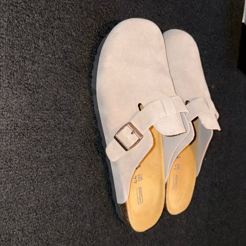 Brand new men’s 11 birkenstock clogs